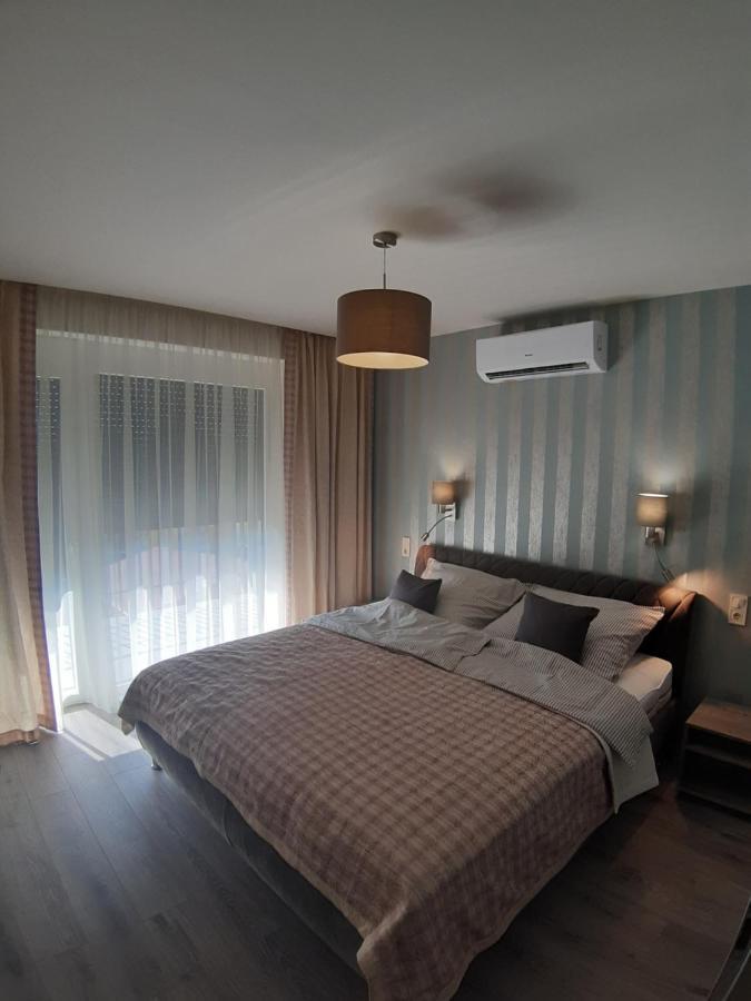 Profi Keco Apartman Balatonalmádi Buitenkant foto
